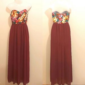 3 for $25 Bundle Sale- Style Rack Maxi Dress, Size M